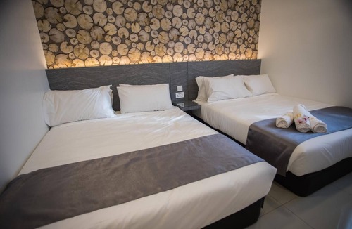 Bandar Indera Mahkota Hotel | IM 96 Villa