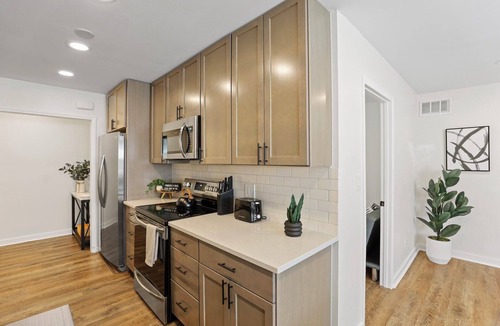 Downers Grove House | Imagine… 5 Brs/Game Room