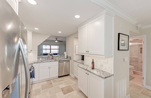Siesta Key Condo | Imagine Paradise, Beachfront Crescent Beach, Updated 2bd/2bth,Great location