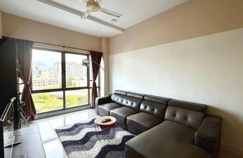 Downtown Kota Kinabalu Apartment | Imago Luxe Loft