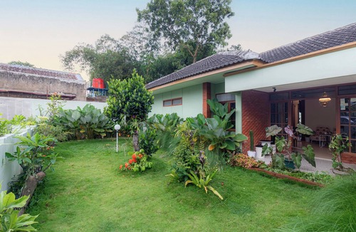 Setiabudi Villa | Imah Budi Luhur