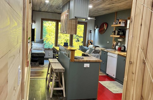 Stevenson House | Iman Treetop Loft
