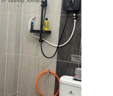 Behrang Stesen House | Iman4 Homestay