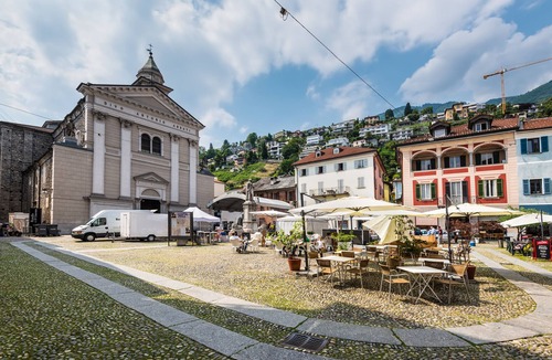 Locarno Apartment | Imbarcadero apartment