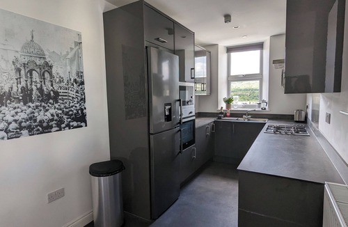 Merthyr Tydfil Apartment | Immaculate 1-Bed Apartment in Merthyr Tydfil