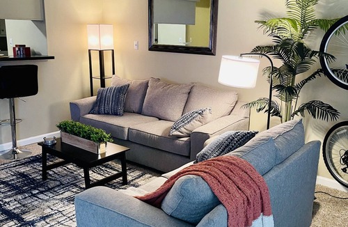 Ferndale Apartment | Immaculate 1 Bedroom Apt with Riverfront View