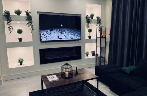 Everton House | Immaculate 3 bedroom property