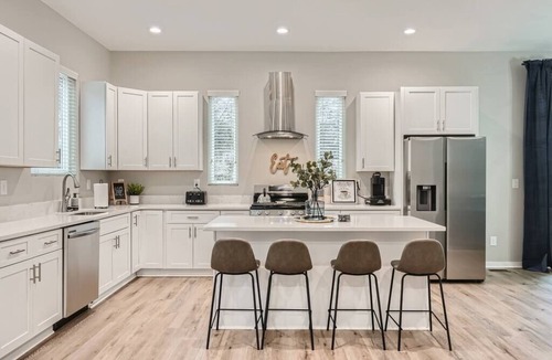 Pittsburgh House | Immaculate Atlanta Haven