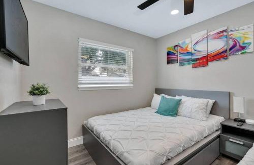 Town N County Park House | Immaculate & Cozy Entire Heated Pool House