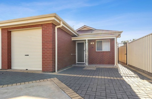 Renmark Apartment | Immaculate, Modern, Comfortable Apartment in a Convenient Location