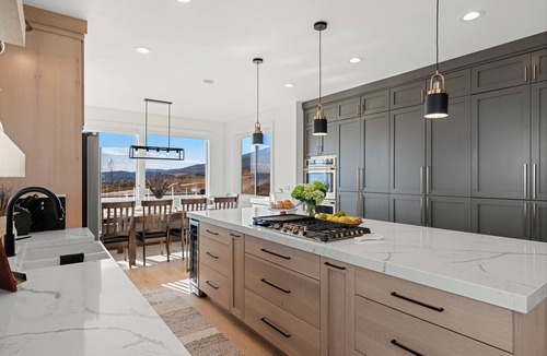 Fish Haven House | IMMACULATE Modern Rustic Luxury - Captivating Views - Sleeps 26