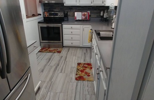McMinnville House | Immaculate Remodel on River for Overnights or STR