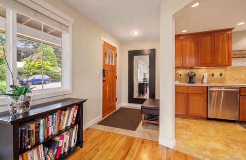 North Rose Hill House | Immaculate Rose Hill Rambler.