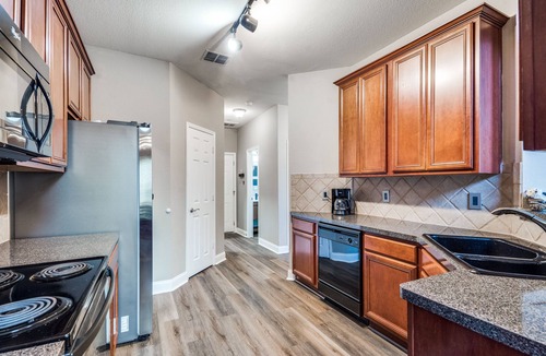 Carrollton House | Immaculate townhouse in West Plano