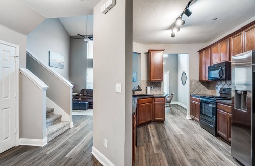 Carrollton House | Immaculate townhouse in West Plano