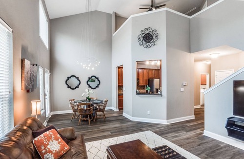 Carrollton House | Immaculate townhouse in West Plano