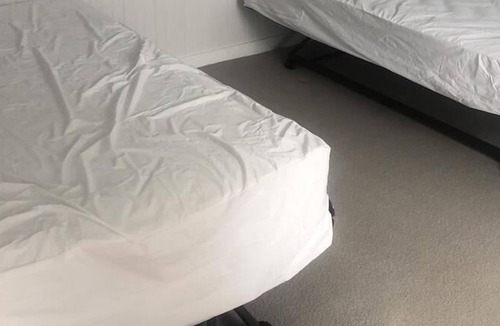 Beach Haven Gardens Apartment | IMMACULATE DUPLEX - CLOSE TO BEACH AND BAY!