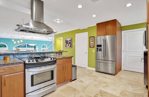 Eastern Shores House | Immaculate Waterfront Villa - Private Heated Pool, Gas BBQ & High Speed Internet