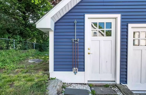 Madison Center Cottage | Immaculate Year Round Cottage Steps from the Beach Sleeps 6