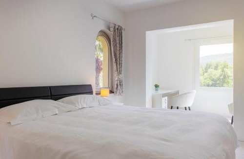 Locarno House | Immersi nella natura con accesso al fiume maggia
