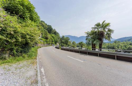 Locarno House | Immersi nella natura con accesso al fiume maggia