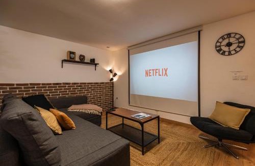 Reims City Centre House | Immeuble spacieux - hyper centre - 15 couchages