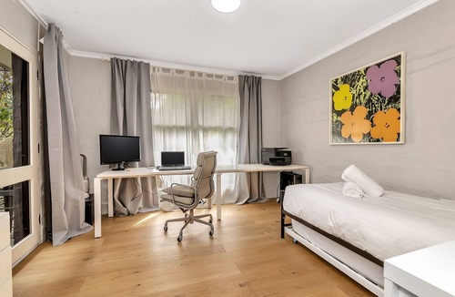 Flaxley House | Impeccable 4-Bed Rural Premium Escape with Pool