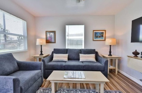 Imperial Beach House | Imperial Beach close to it all