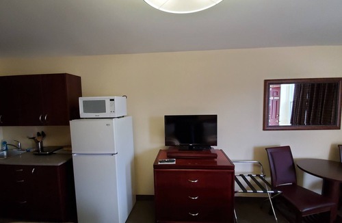 Sudbury Hotel | Imperial Fireside Inn