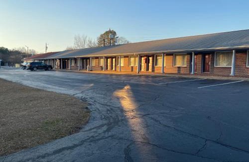 Mullins Hotel | IMPERIAL MOTEL