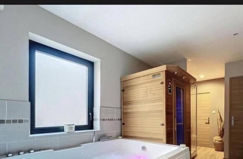 Bethune Bed & Breakfast | Imperial Suite & Spa