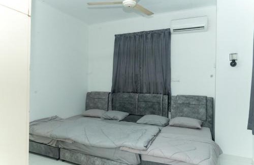 Taman Dato Haji Abdul Samad Villa | Impress Villa Homestay