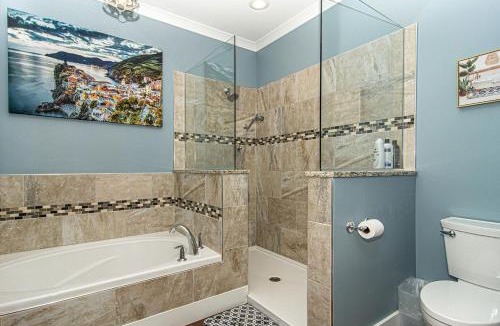 St. Elmo Improvement League House | Impressive Cabin with Great Surroundings in Chattanooga, Tennessee