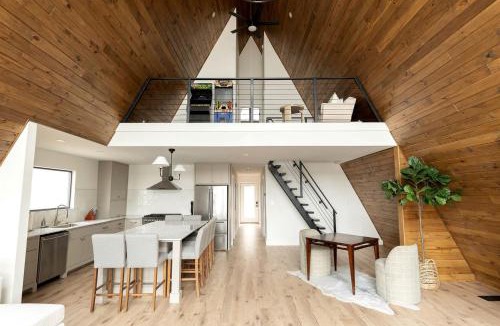 Negreet House | Impressive Luxury A-Frame with Ping-Pong Table in Louisiana