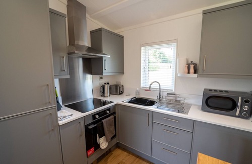 Oulton Broad Ski Chalet | "Impressive Modern Chalet"