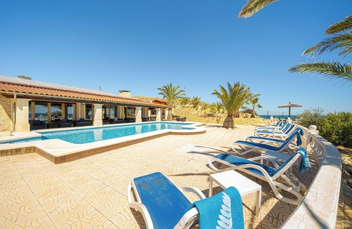 Villajoyosa Villa | Impressive Villa, ideal for families with Stunning Sea Views