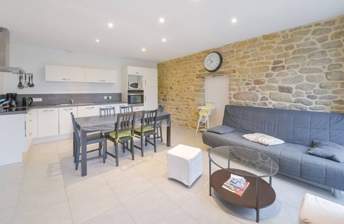 Sulniac House | In a farmhouse in Morbihan, between land and sea