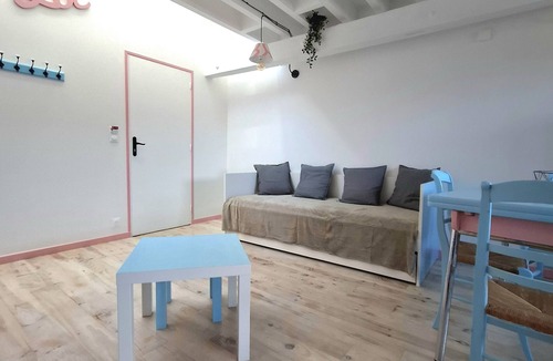 Graincourt-les-Havrincourt Apartment | In a former barn New, fully-equipped duplex apartment