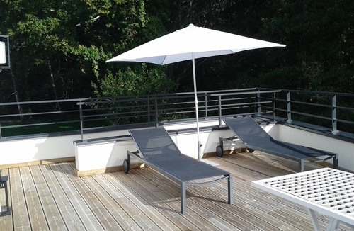 Saint-Molf Cottage | In a green setting close to the ocean