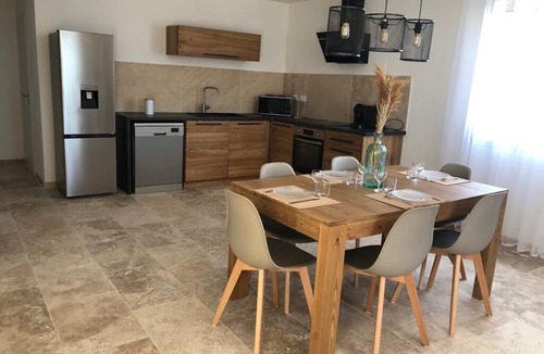 Saint Michel d'Euzet House | in a little corner of paradise