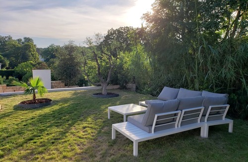 Saint Michel d'Euzet House | in a little corner of paradise