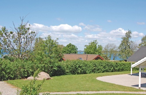 Kongsnæs House | In a quiet environment near Kongsnæs, close to Stubbekøbing, lies this vacation home.