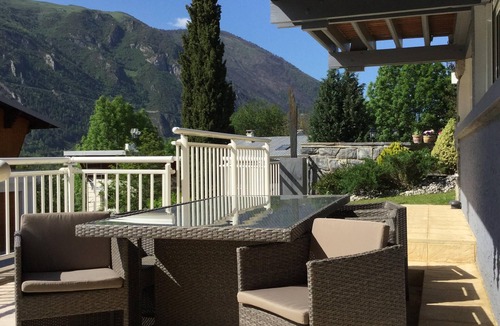 Saint-Lary-Soulan Apartment | In chalet, warm T4 with character, panoramic view terrace