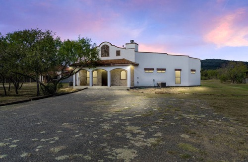 Sabinal House | In Concan | Private pool | Under $600/night