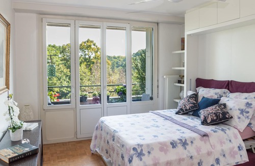 Les Eaux-Vives Apartment | In Eaux-Vives, GENEVA