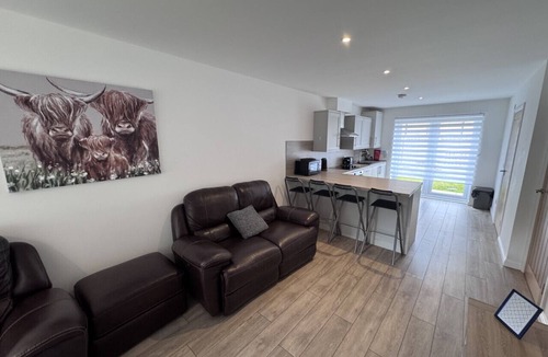 Bonhill House | Inchmurrin Townhouse