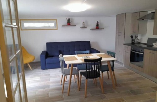 Coutras Apartment | In good times