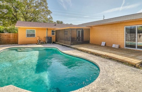 Temple Crest House | In ground pool! Large Groups!