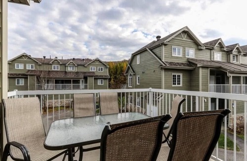Saint-Sauveur Condo | In-ground pool | Spacious condo | Horizons