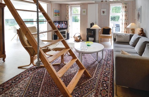 Karrebksminde House | In Karrebekæksminde, on the island of Enø lies this beautiful vacation home.